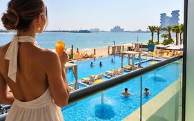 C Central Hotel And Resort The Palm